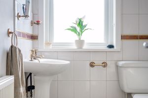 Photo 32- click for photo gallery